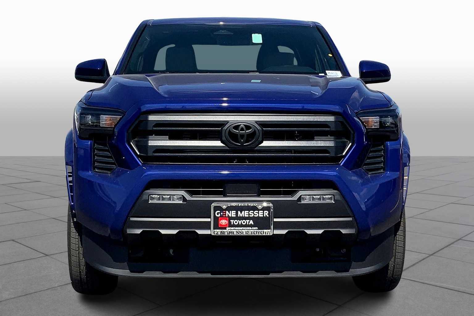 2025 Toyota Tacoma SR5 photo 3