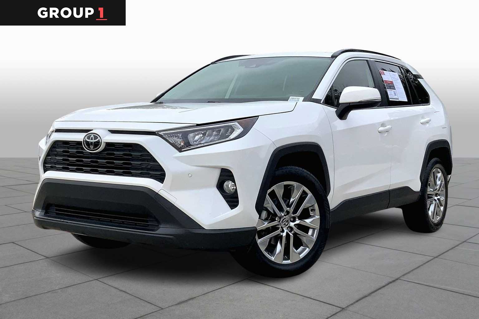 2020 Toyota RAV4 XLE Premium
