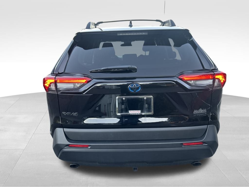 2024 Toyota RAV4 Hybrid photo 3