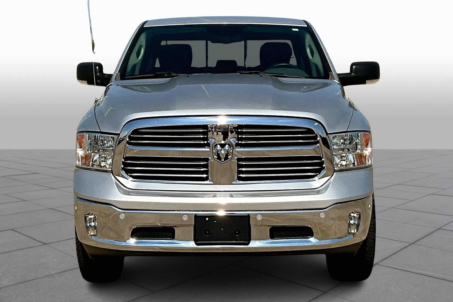 2019 Ram 1500 Classic Lone Star photo 3