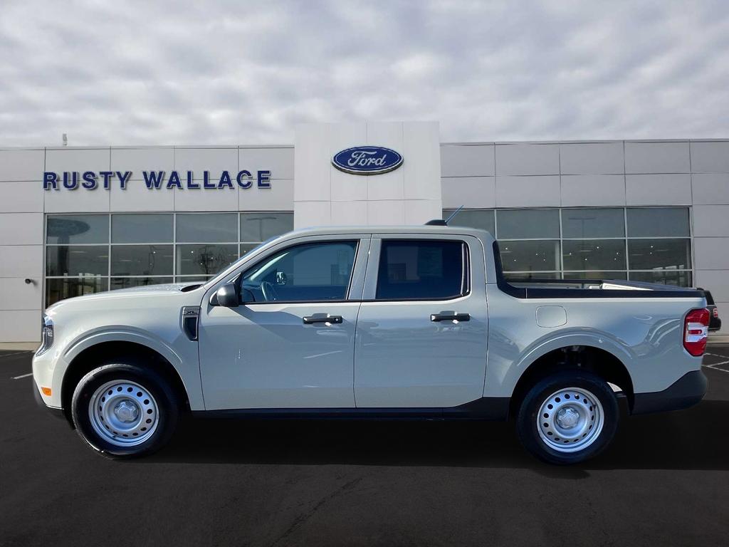 2025 Ford Maverick XL's photo