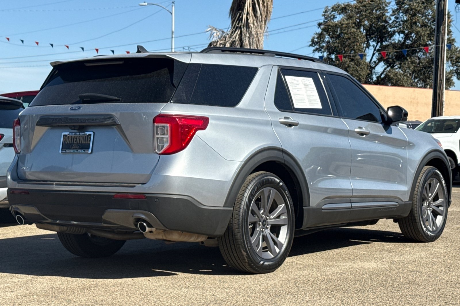 2022 Ford Explorer XLT photo 4
