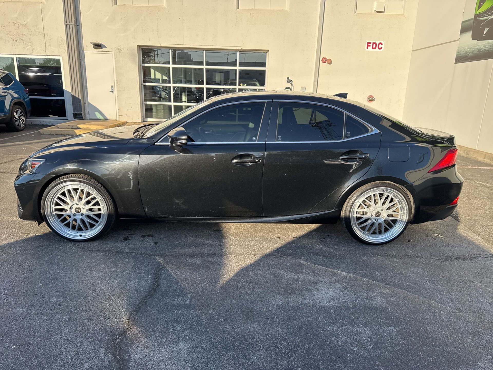 2020 Lexus IS 300 photo 2