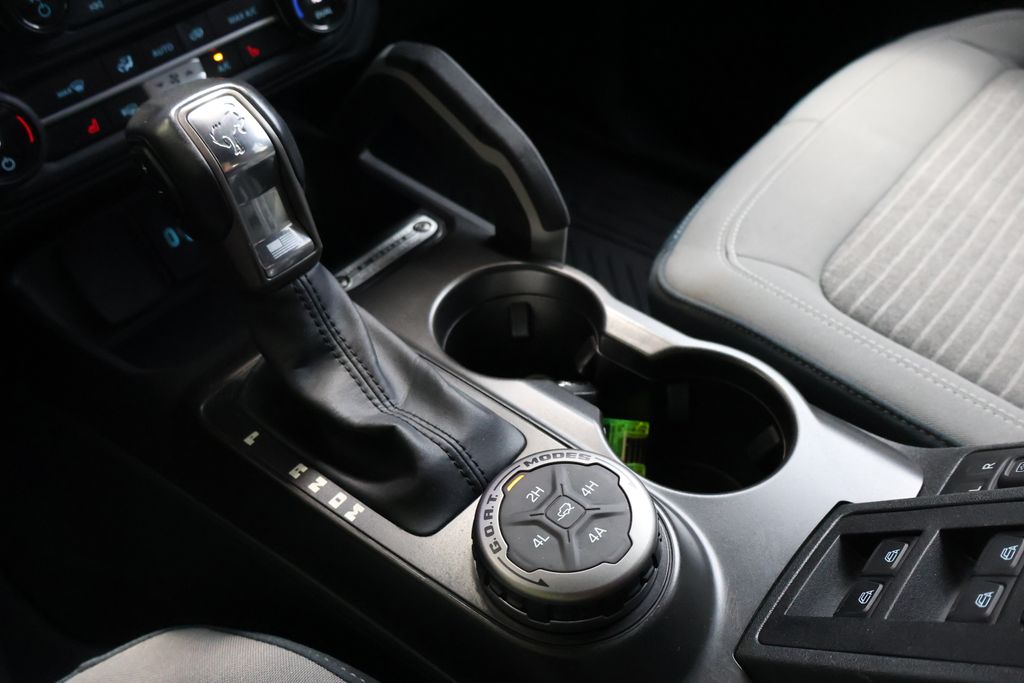 2023 Ford Bronco Outer Banks photo 19