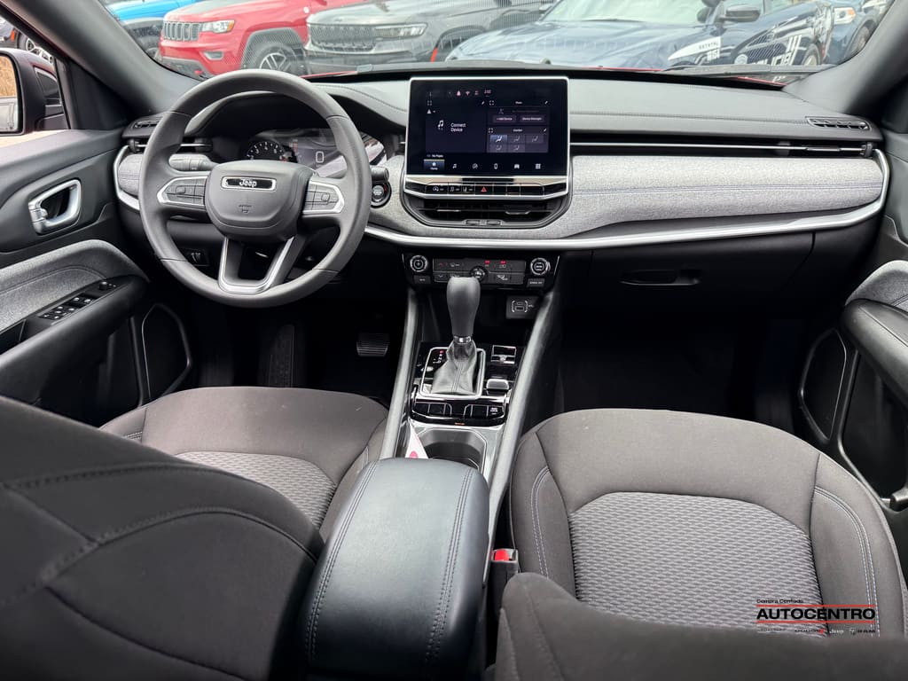 2024 Jeep Compass Sport photo 2