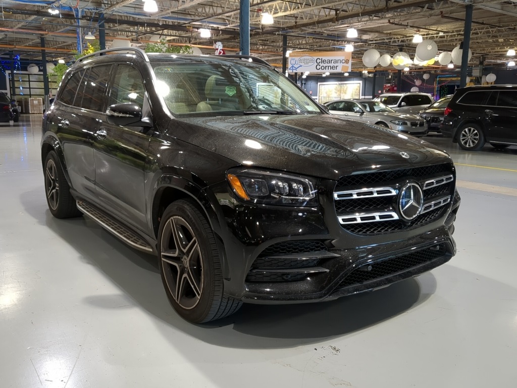 2023 Mercedes Benz GLS 450 4MATIC photo 2