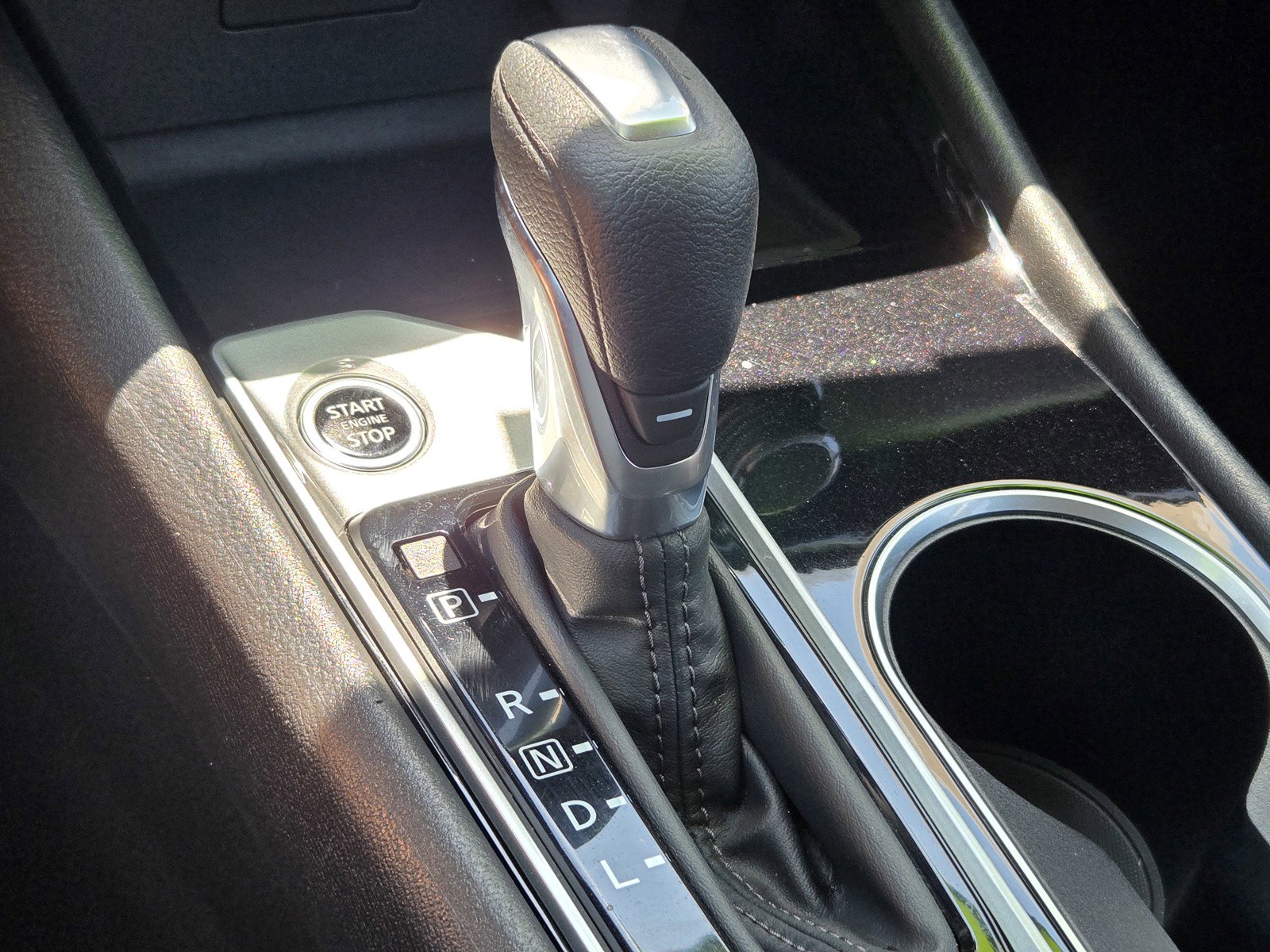 2024 Nissan Altima 2.5 SV photo 22