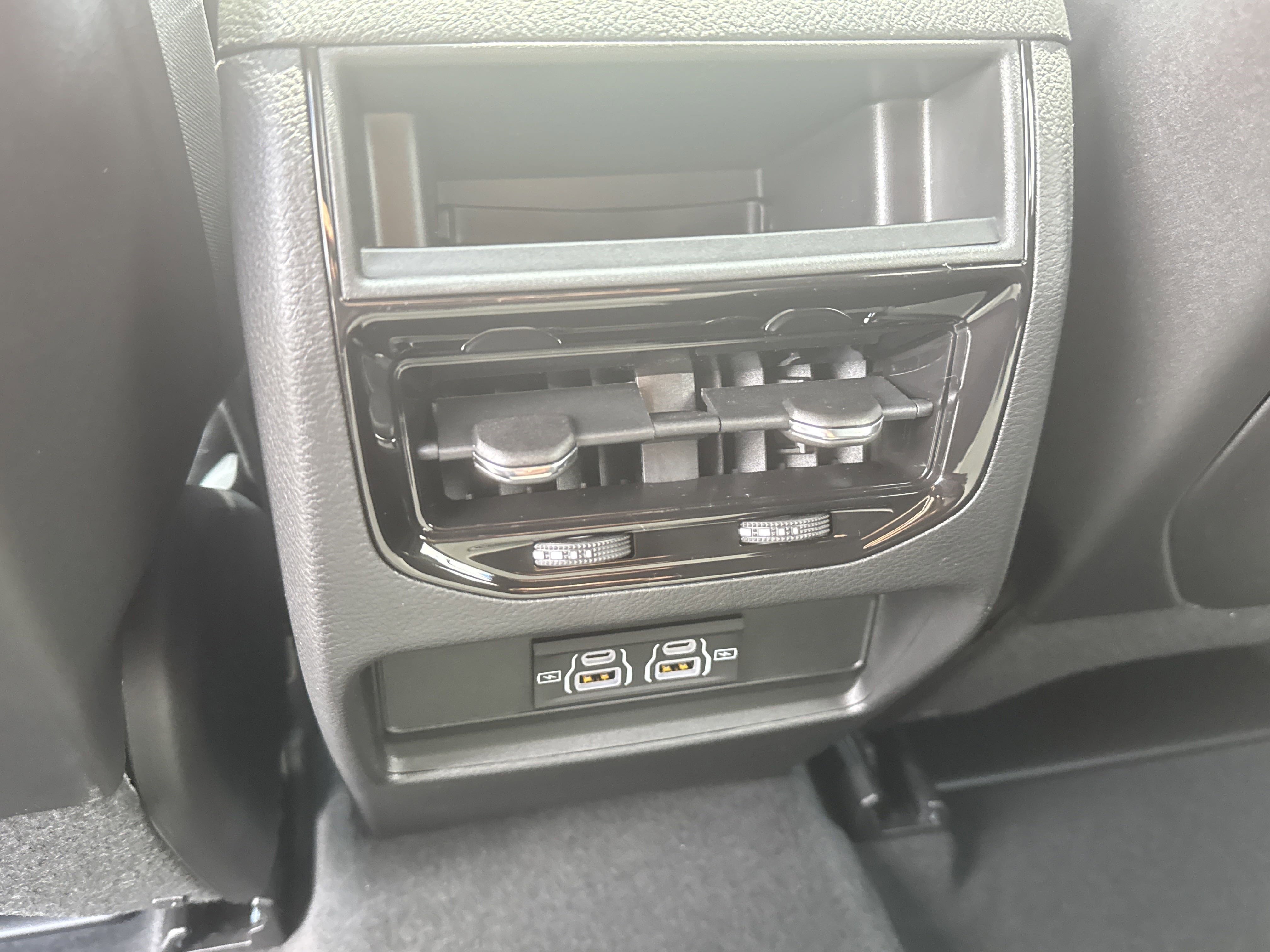 2025 Jeep Grand Cherokee Laredo X photo 13