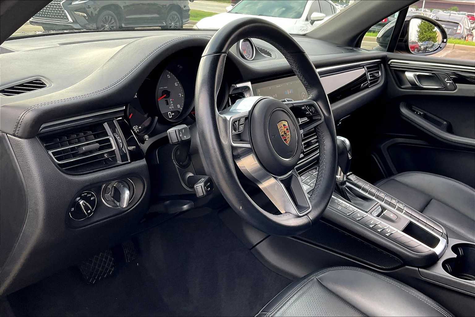 2021 Porsche Macan S photo 15