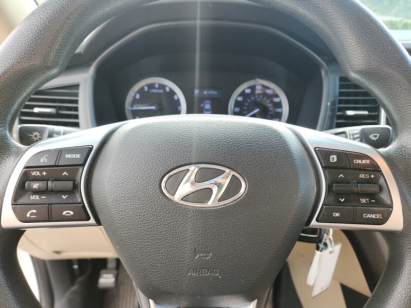 2019 Hyundai Sonata SE photo 22