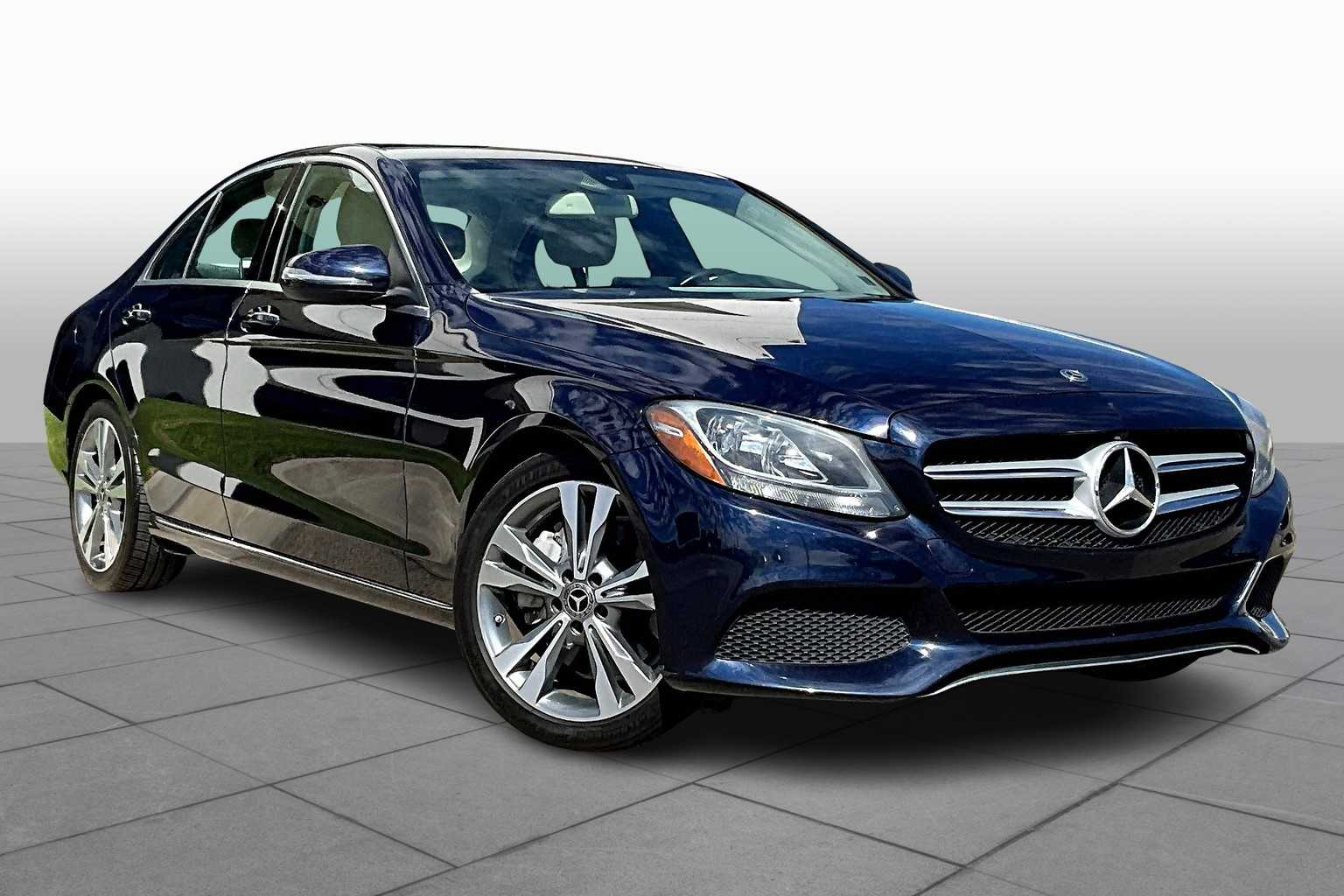 2018 Mercedes Benz C 300 photo 2