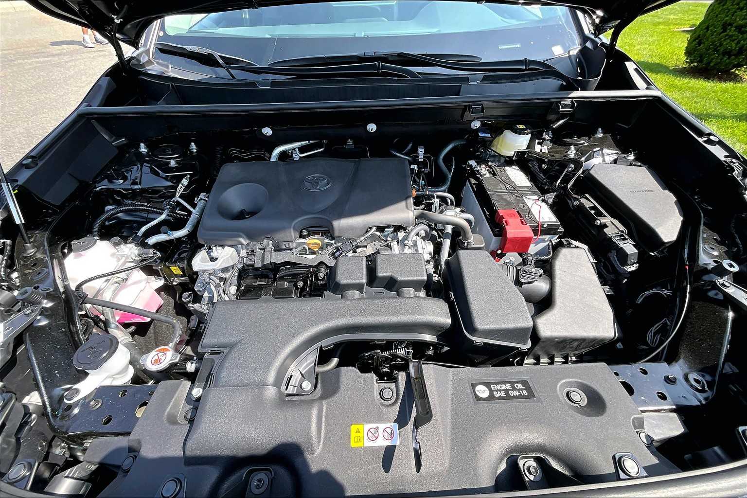 2025 Toyota RAV4 LE photo 16
