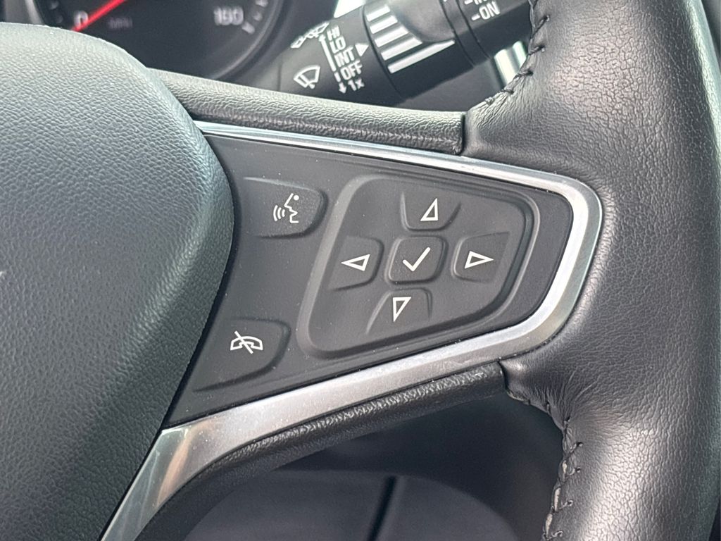 2022 Chevrolet Equinox LT photo 22