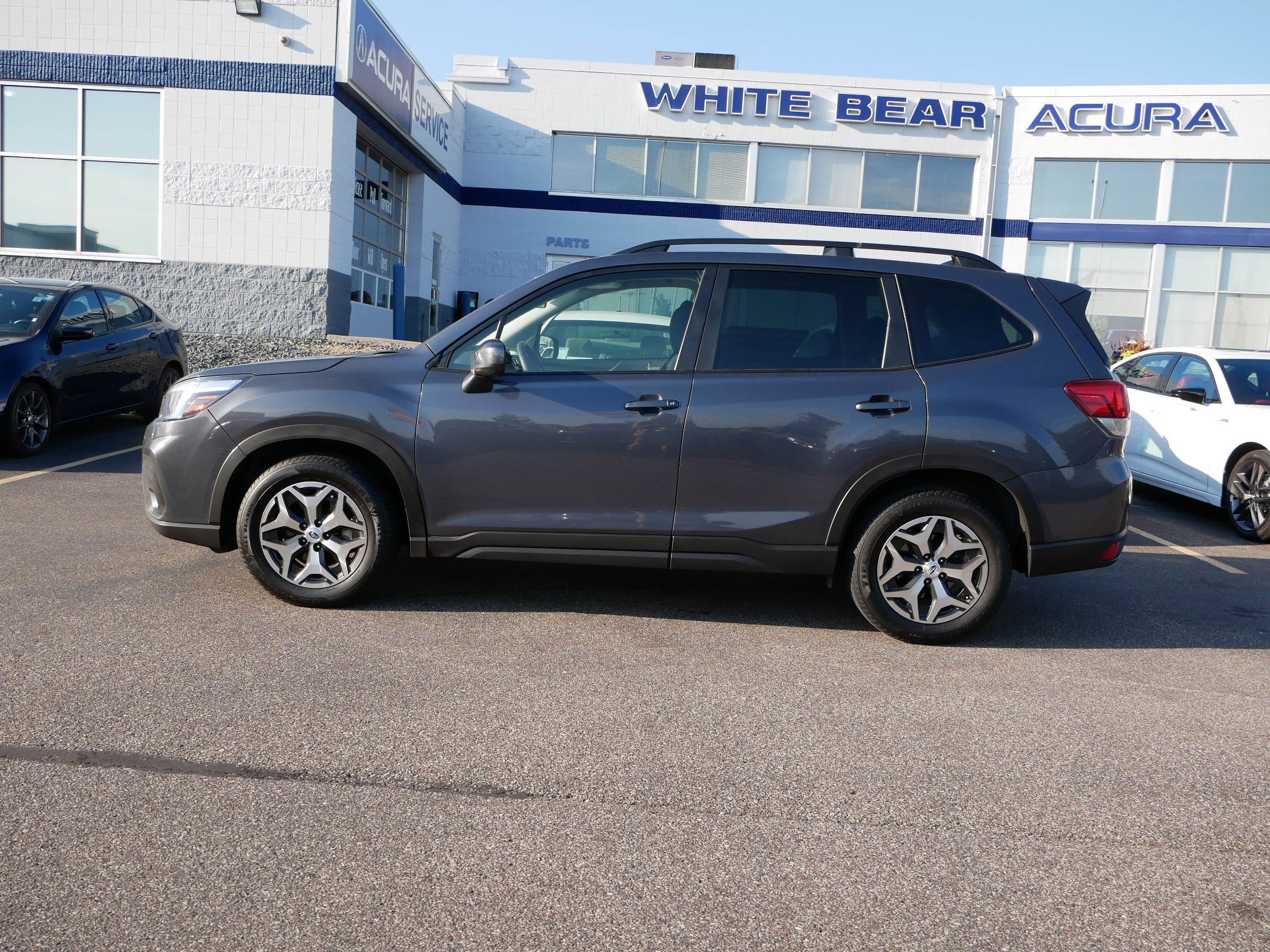 2021 Subaru Forester Premium photo 3