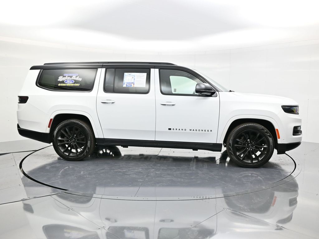 2024 Jeep Wagoneer L Series III photo 4