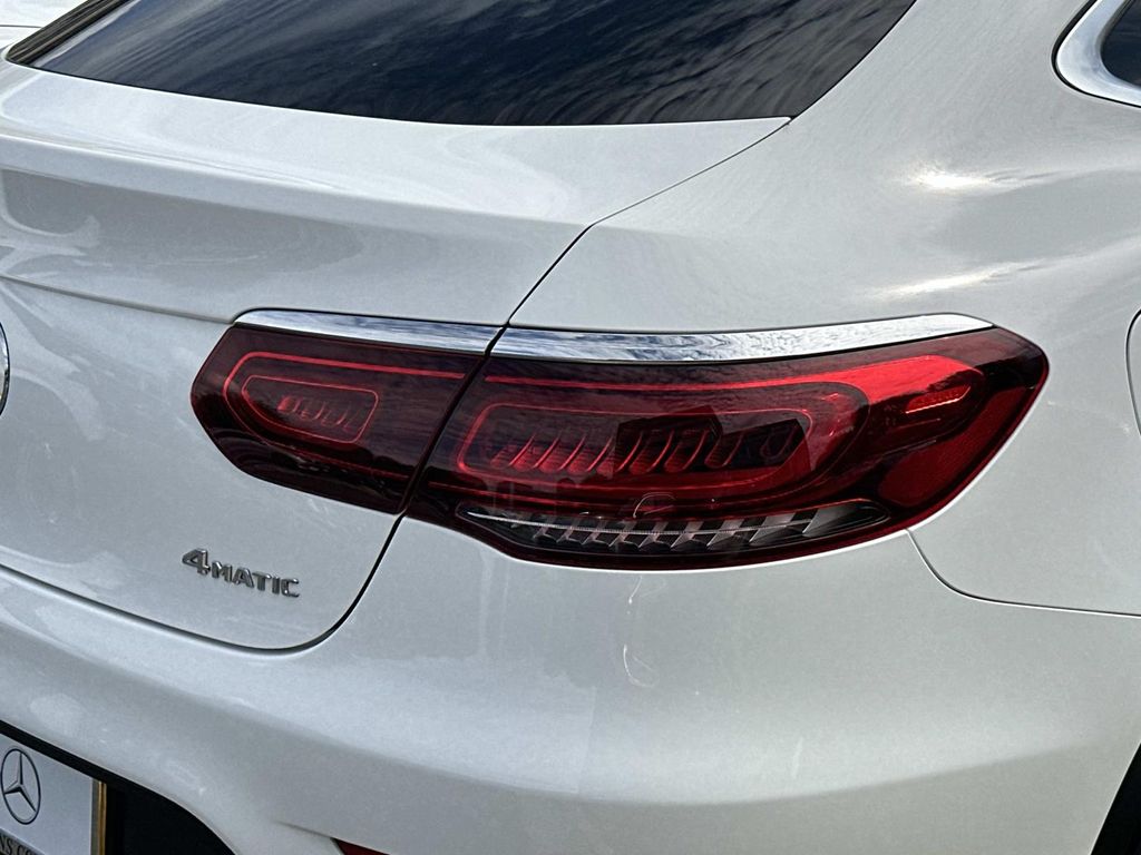 2022 Mercedes Benz GLC 300 Coupe photo 2