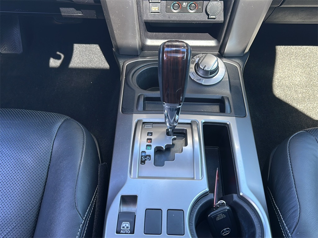 2023 Toyota 4Runner Limited photo 16