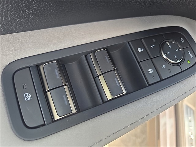 2025 Lexus RX 350 Premium photo 8