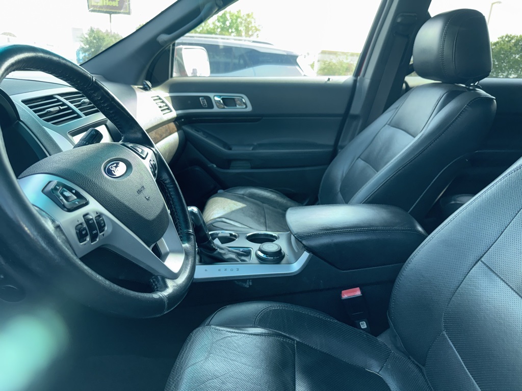 2013 Ford Explorer Limited photo 4