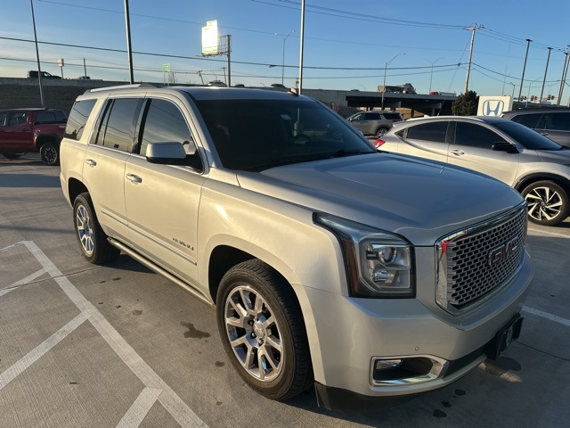 2015 GMC Yukon Denali's photo