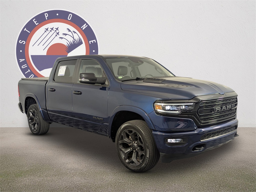 2023 Ram 1500 Limited Night Edition photo 2