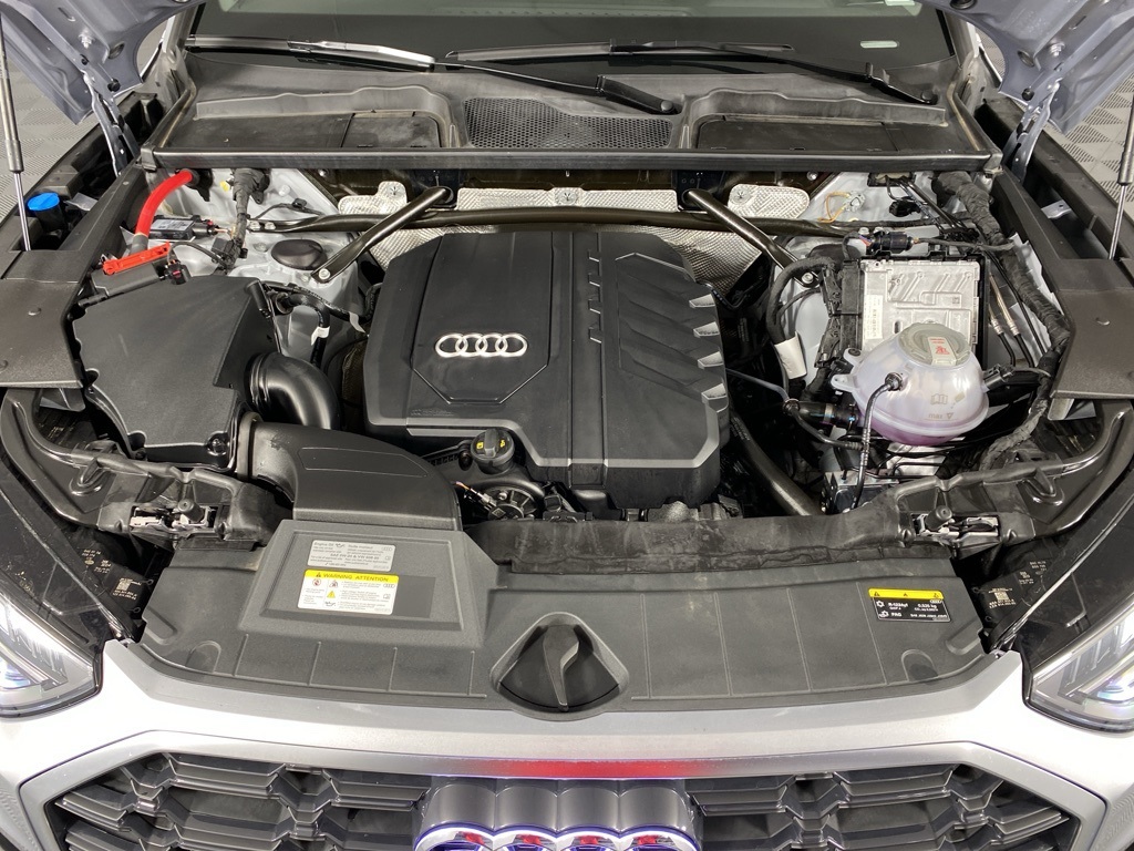 2025 Audi Q5 45 S line Premium Plus photo 3