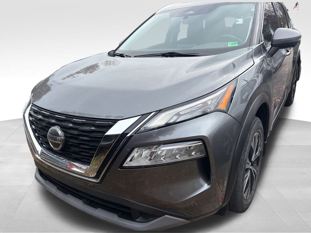 2021 Nissan Rogue SV photo 3