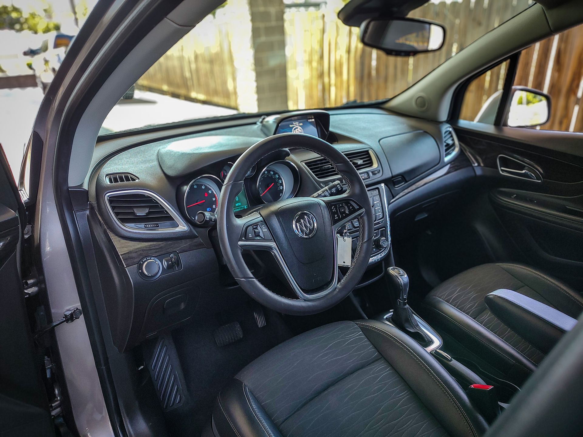 2015 Buick Encore Base photo 8