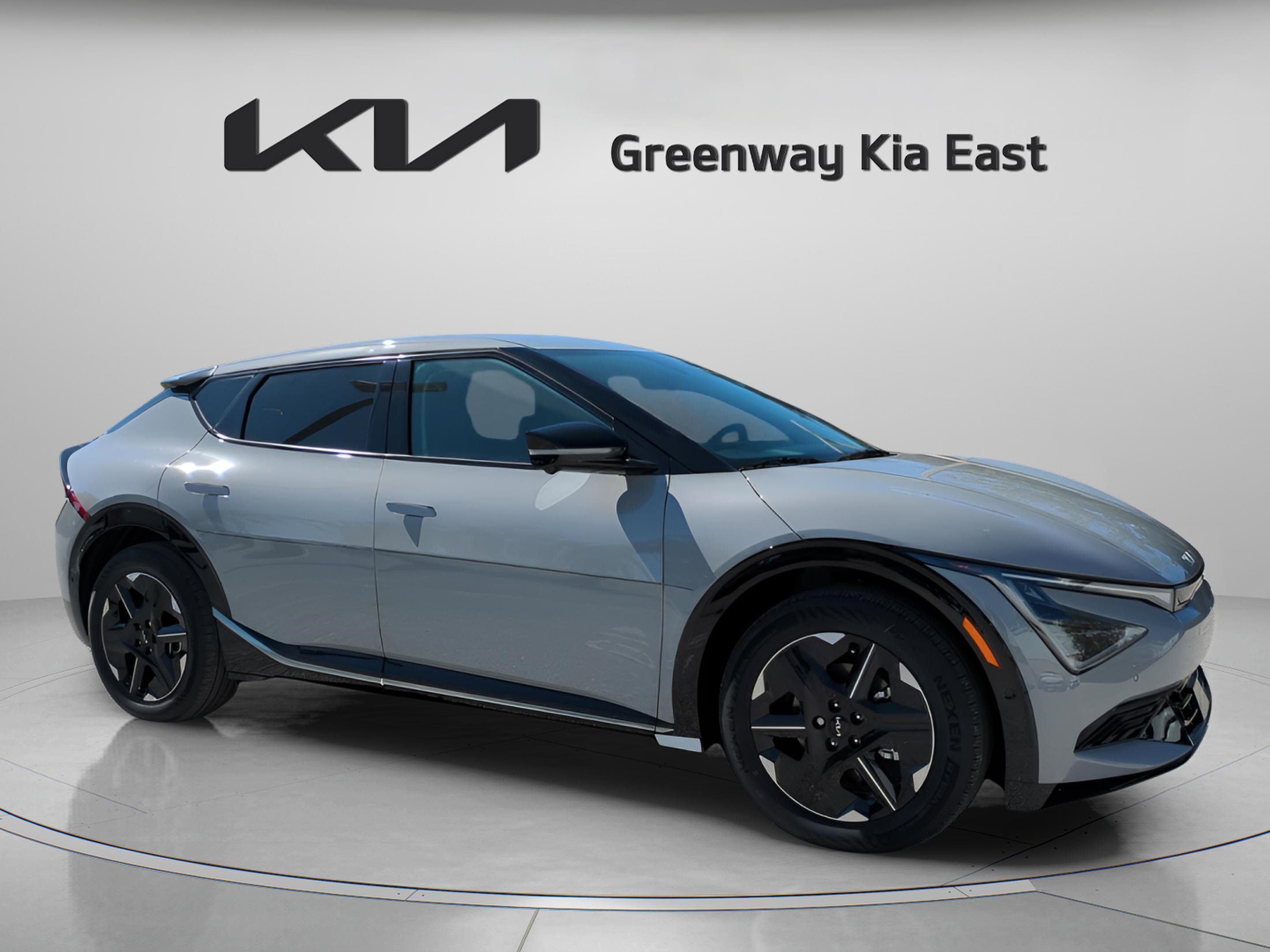 2025 Kia EV6 Wind's photo
