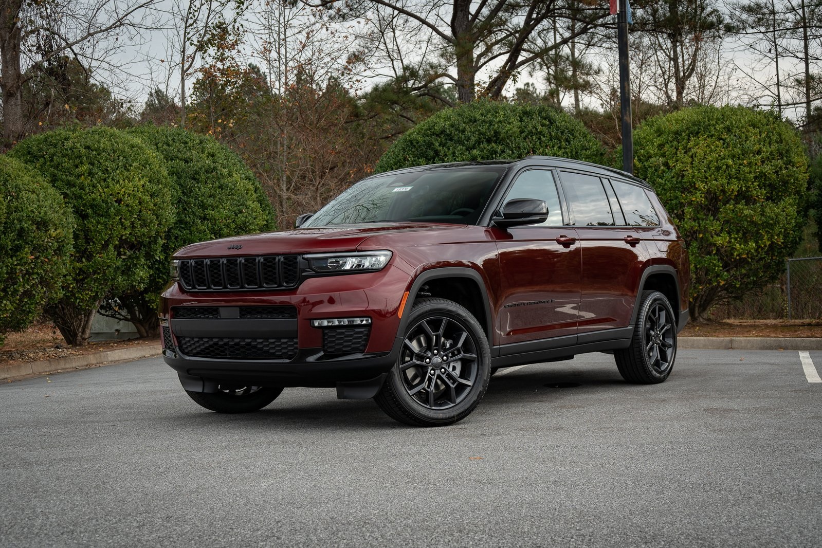 2025 Jeep Grand Cherokee L Limited's photo