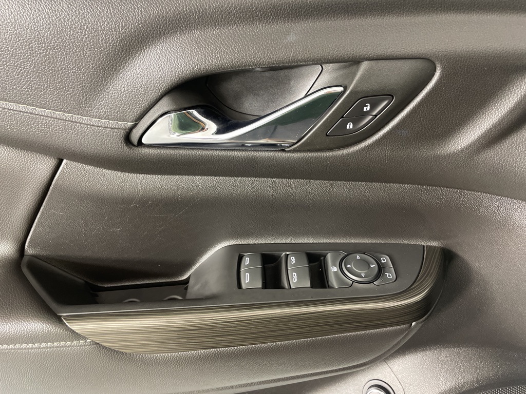 2023 Gmc Acadia SLT photo 17