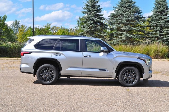 2026 Toyota Sequoia Platinum photo 2