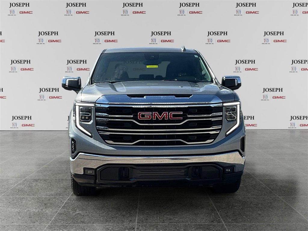 2025 Gmc Sierra 1500 SLT photo 3