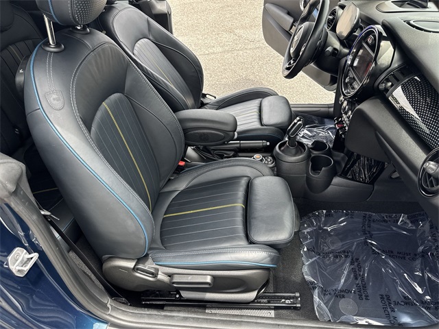2021 Mini Cooper Convertible S photo 9