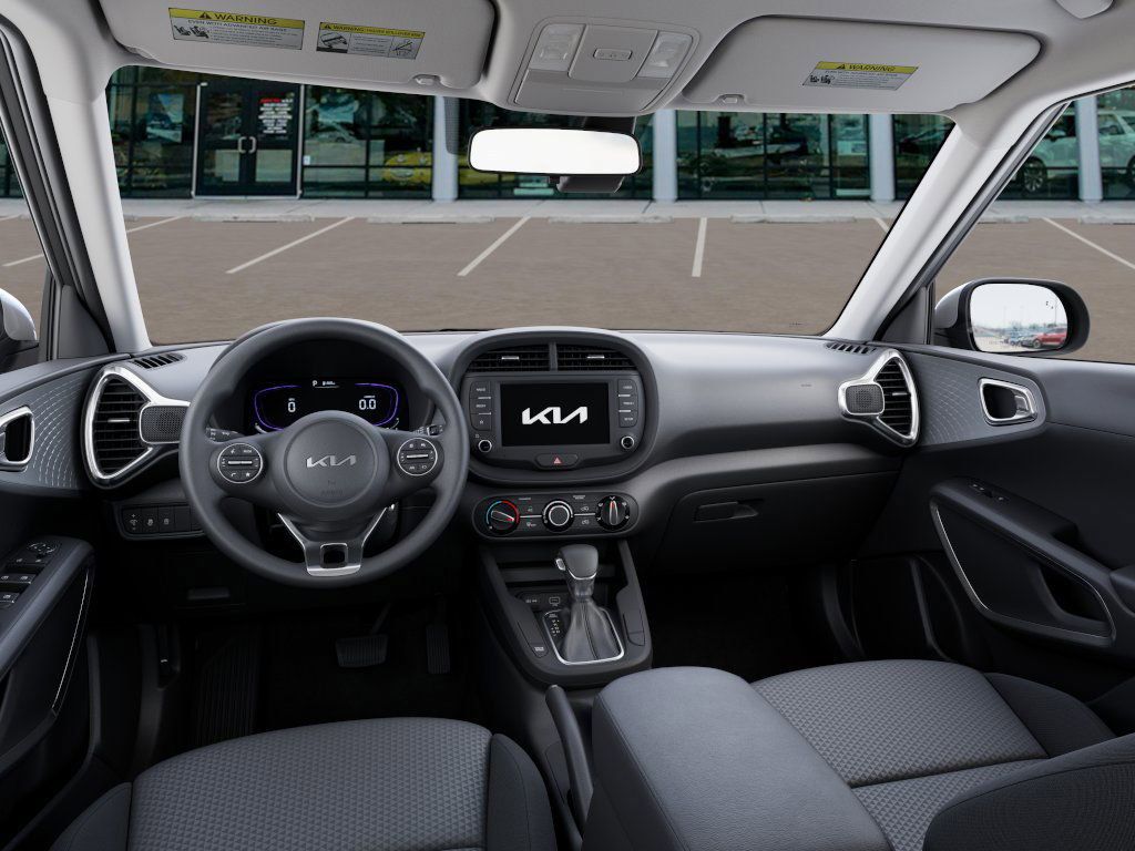 2025 Kia Soul LX photo 10