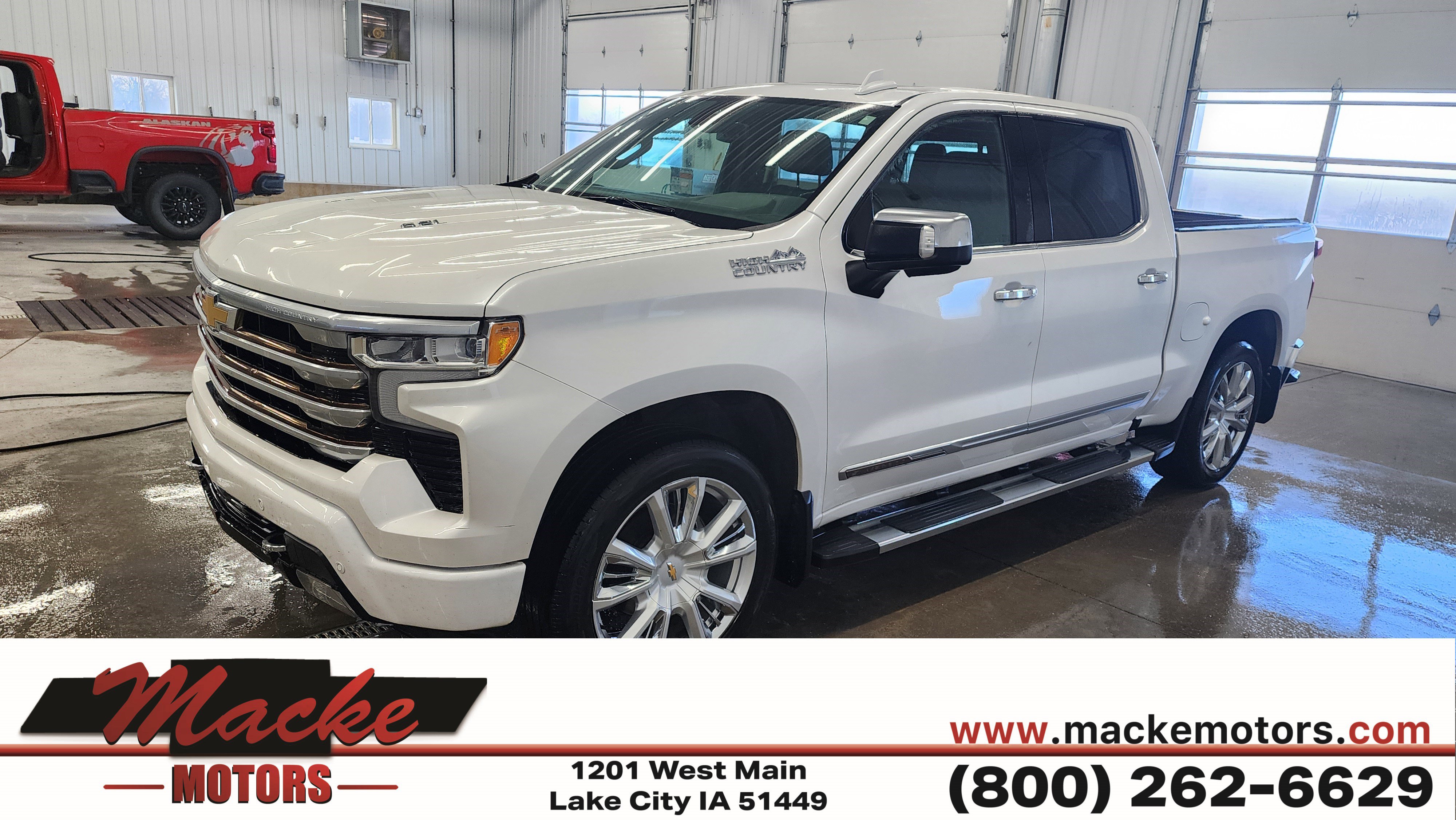 2022 Chevrolet Silverado 1500 High Country's photo