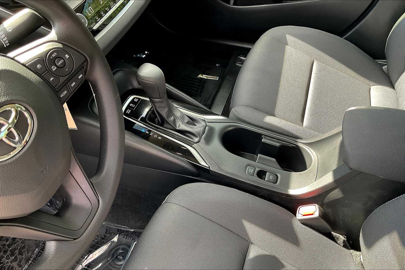 2023 Toyota Corolla Hybrid LE photo 16