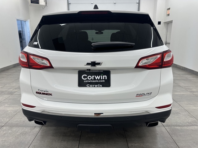2019 Chevrolet Equinox LT photo 2