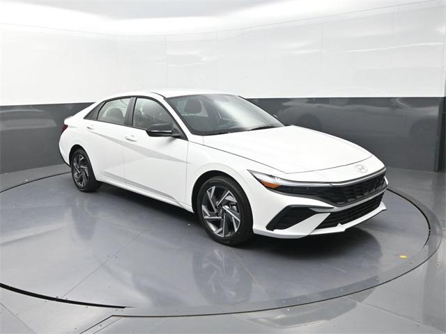 2025 Hyundai Elantra Hybrid SEL Sport photo 4