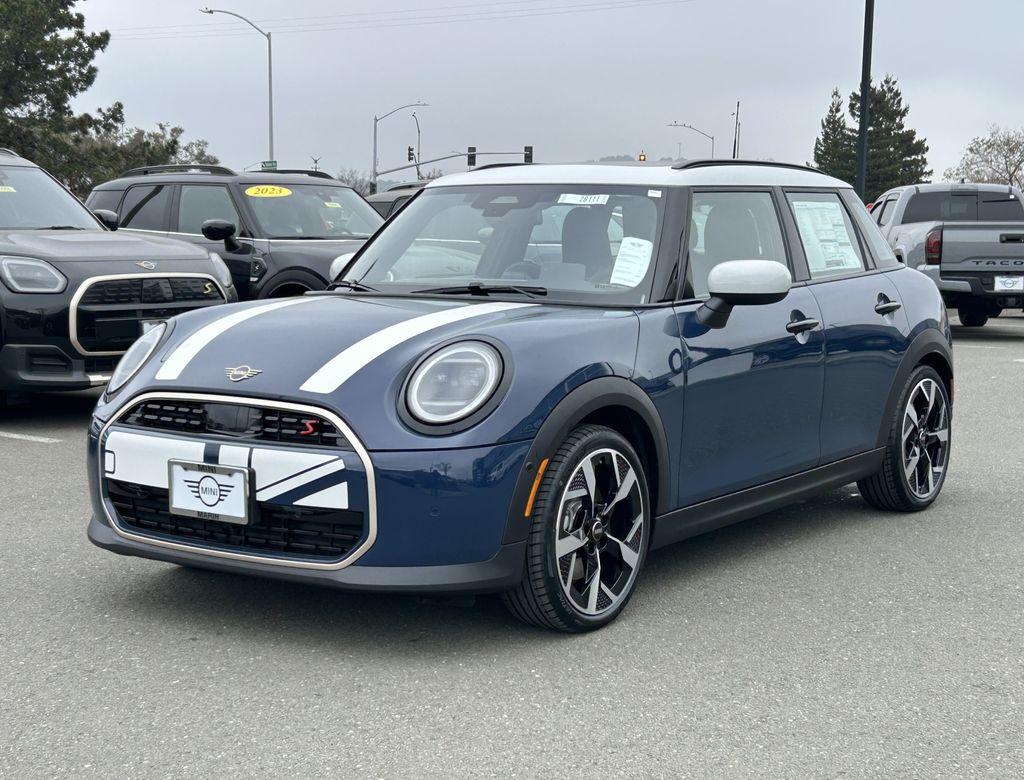 2026 MINI Hardtop 4 Door S's photo