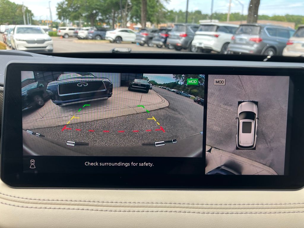 2022 Infiniti QX60 Luxe photo 9