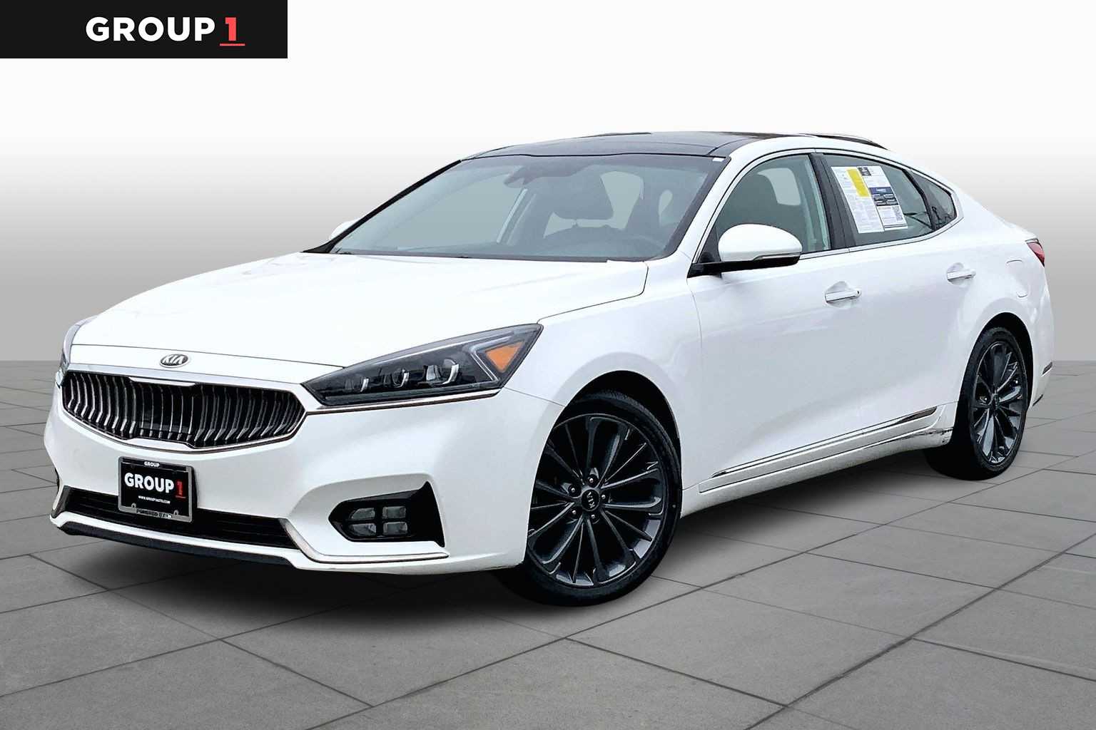 2017 Kia Cadenza Technology