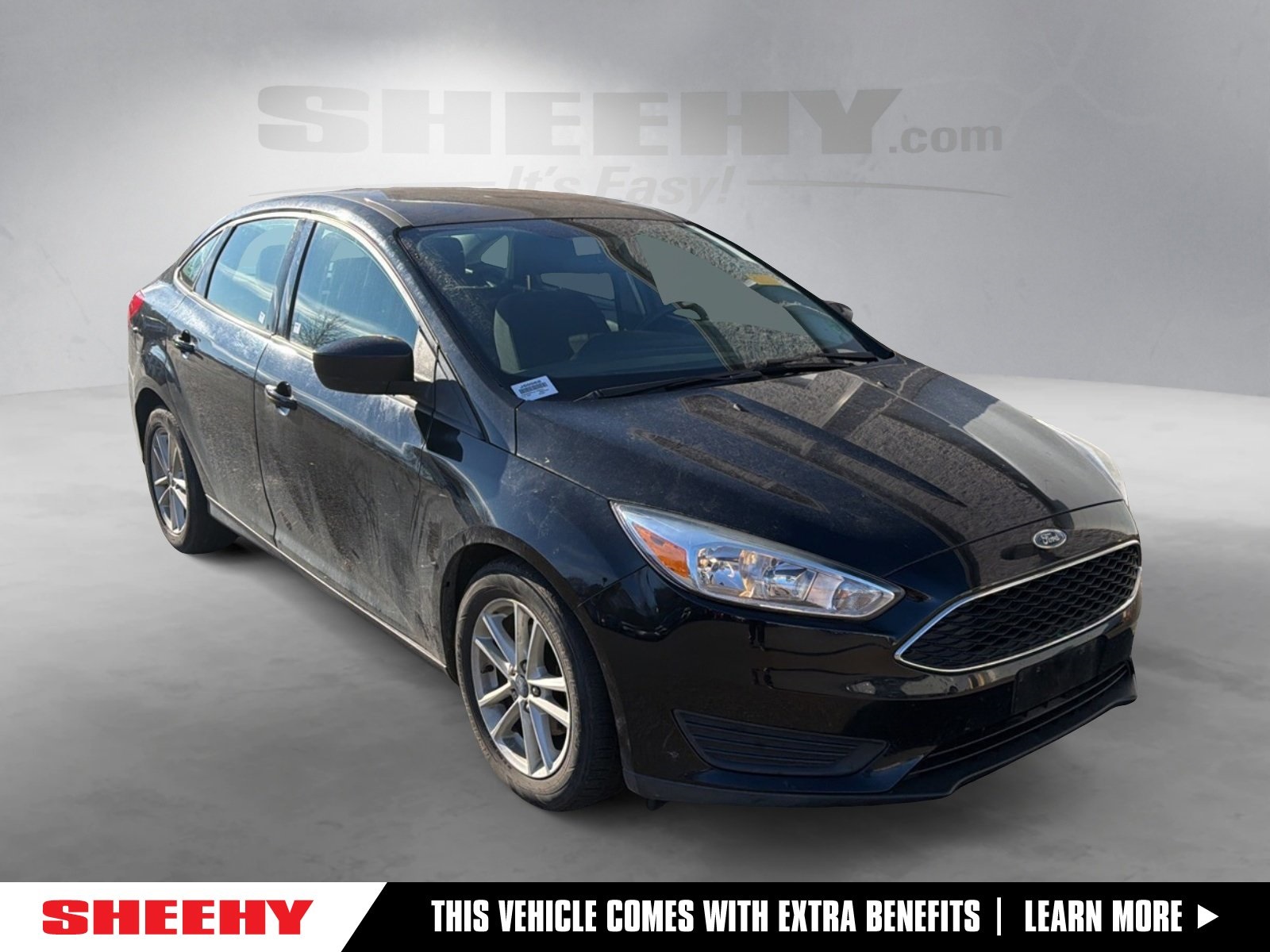 2018 Ford Focus SE's photo