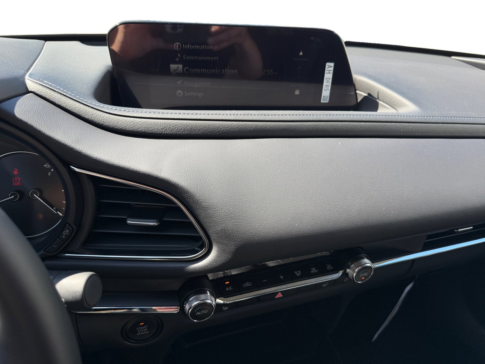 2025 Mazda CX-30 2.5 S Preferred photo 12