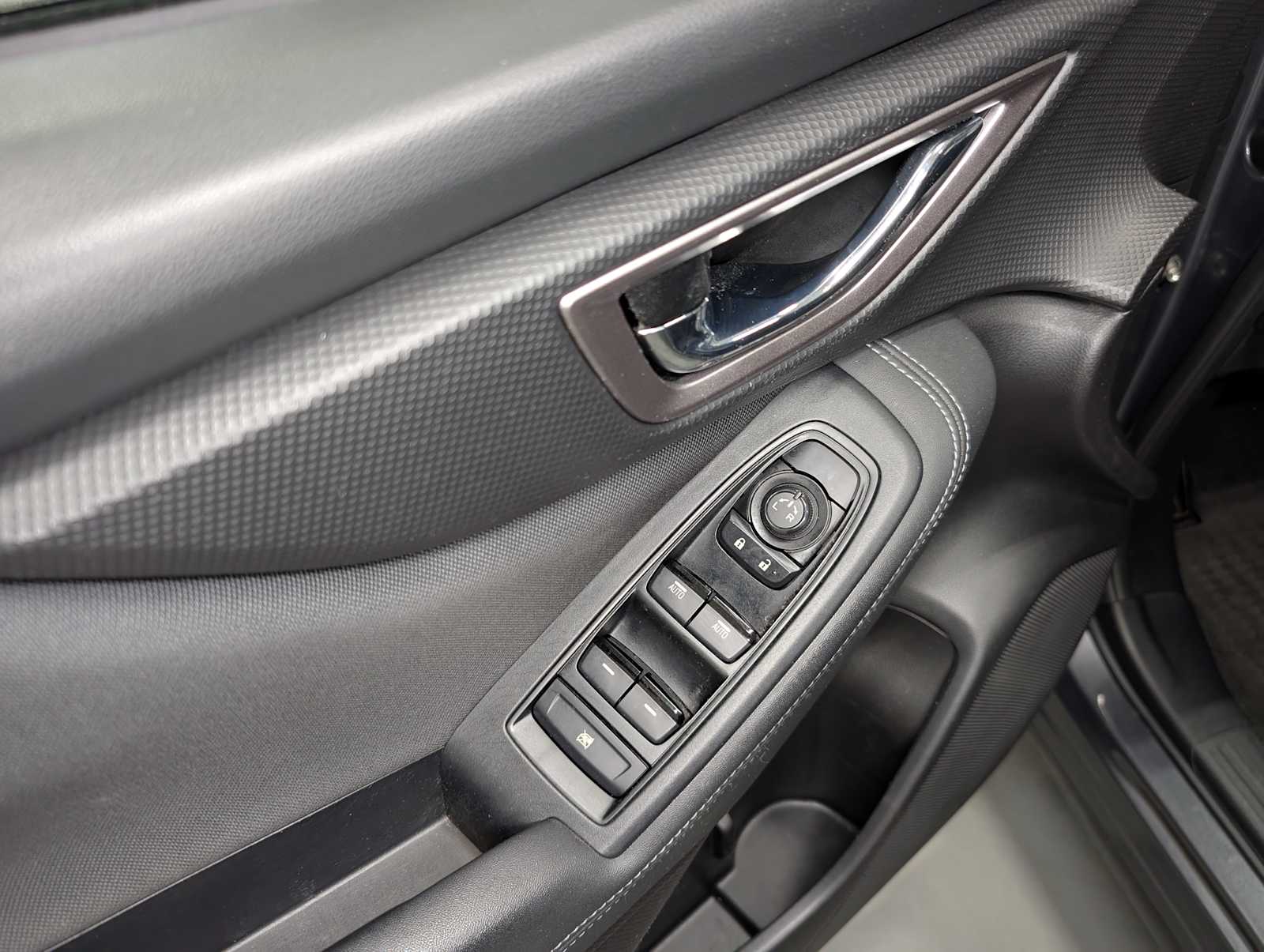 2021 Subaru Forester Premium photo 36