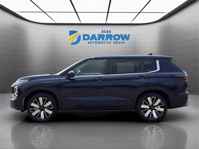 2025 Mitsubishi Outlander SE photo 2