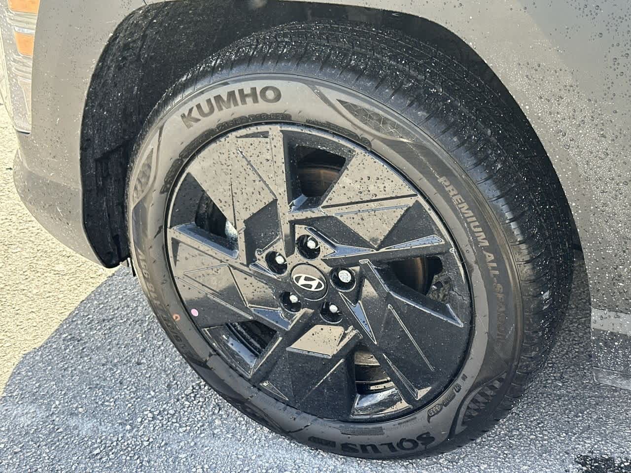 2026 Hyundai Kona SEL photo 11
