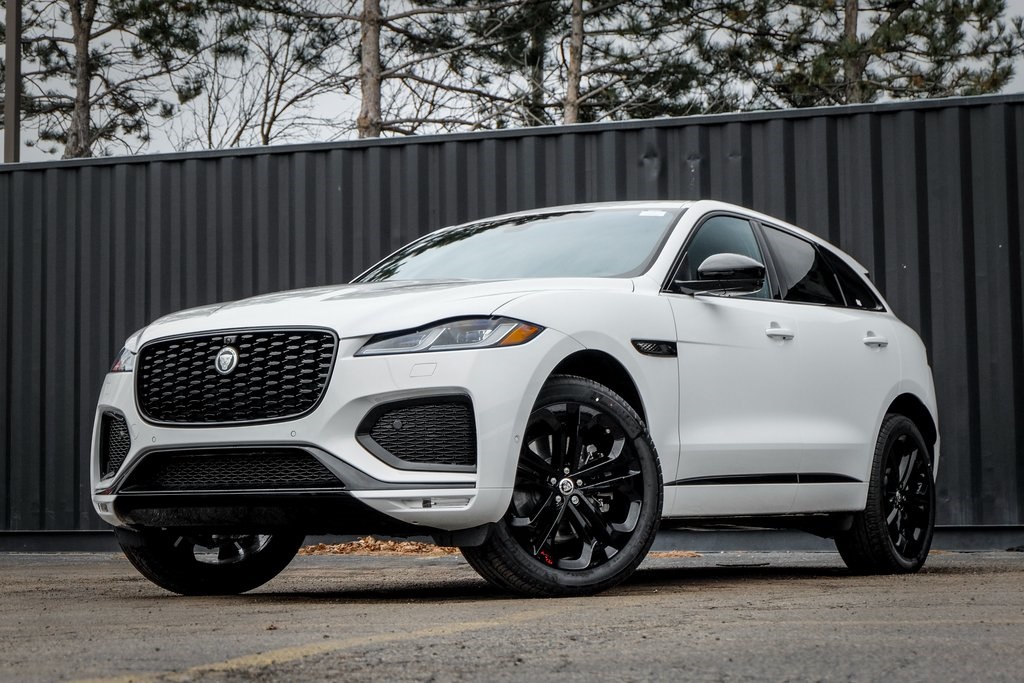 2026 Jaguar F-Pace R-Dynamic S's photo