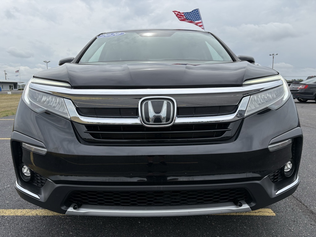 2020 Honda Pilot Touring photo 2