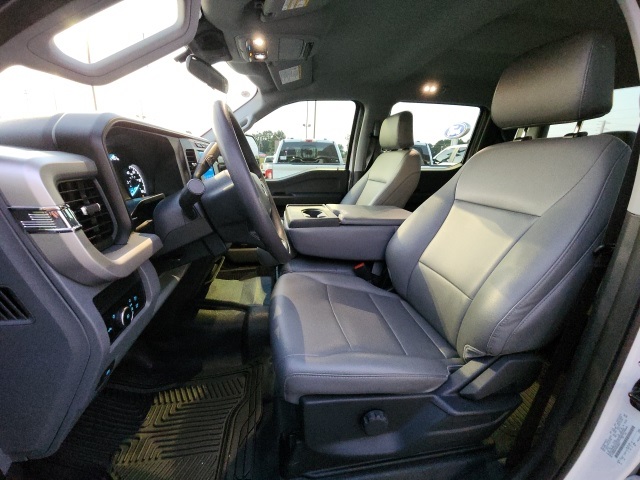 2024 Ford F-350 XL photo 8